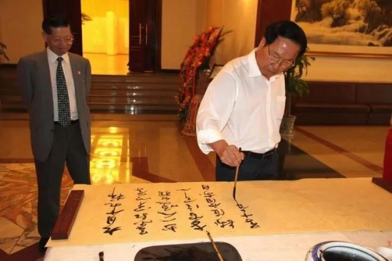 云图片