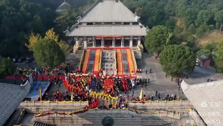 云图片